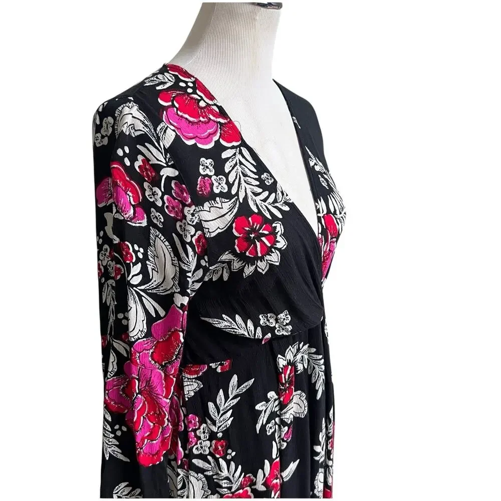 Billabong Women's Floral Whispers Wrap Dress Size Med Black Multi Bell Sleeves